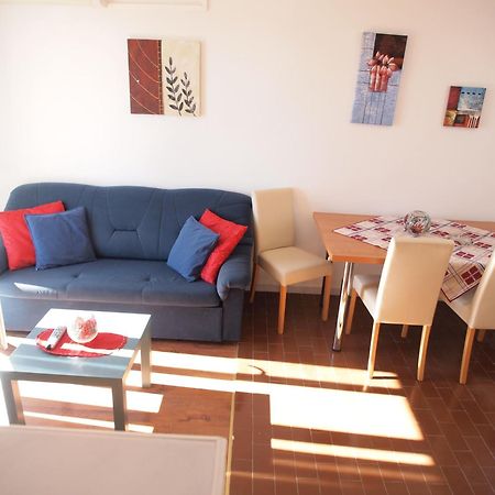 Apartments And Rooms With Parking Space Orebic, Peljesac - 10192 Room photo